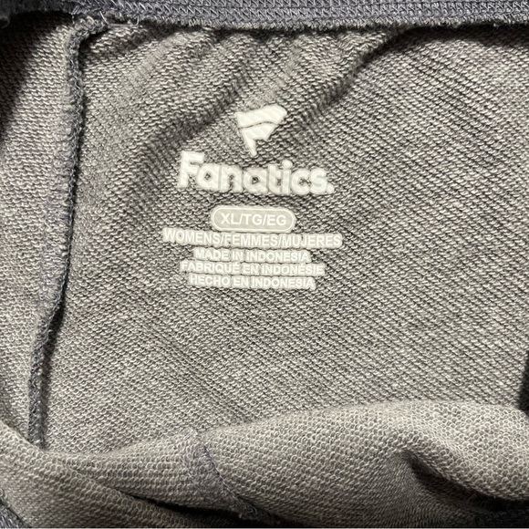 Fanatics Green Bay Packers Grey Women's Shorts Size XL - Picture 3 of 6